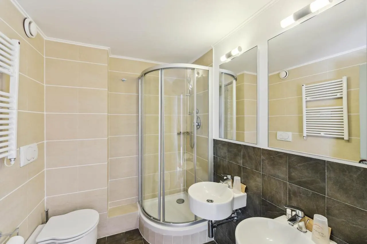 ***  Hotel Turan Λε Ντεζ Αλπ Γαλλία
